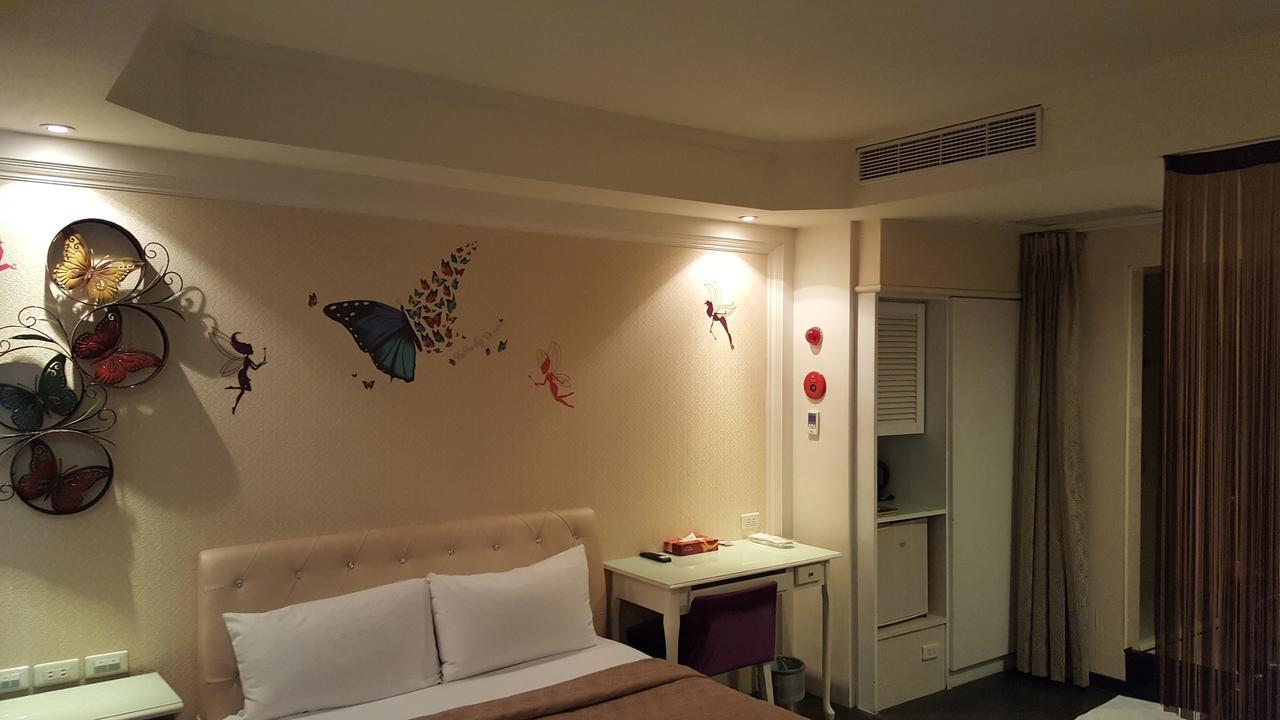 Windmill Fashion Hotel Kaohsiung Exterior photo