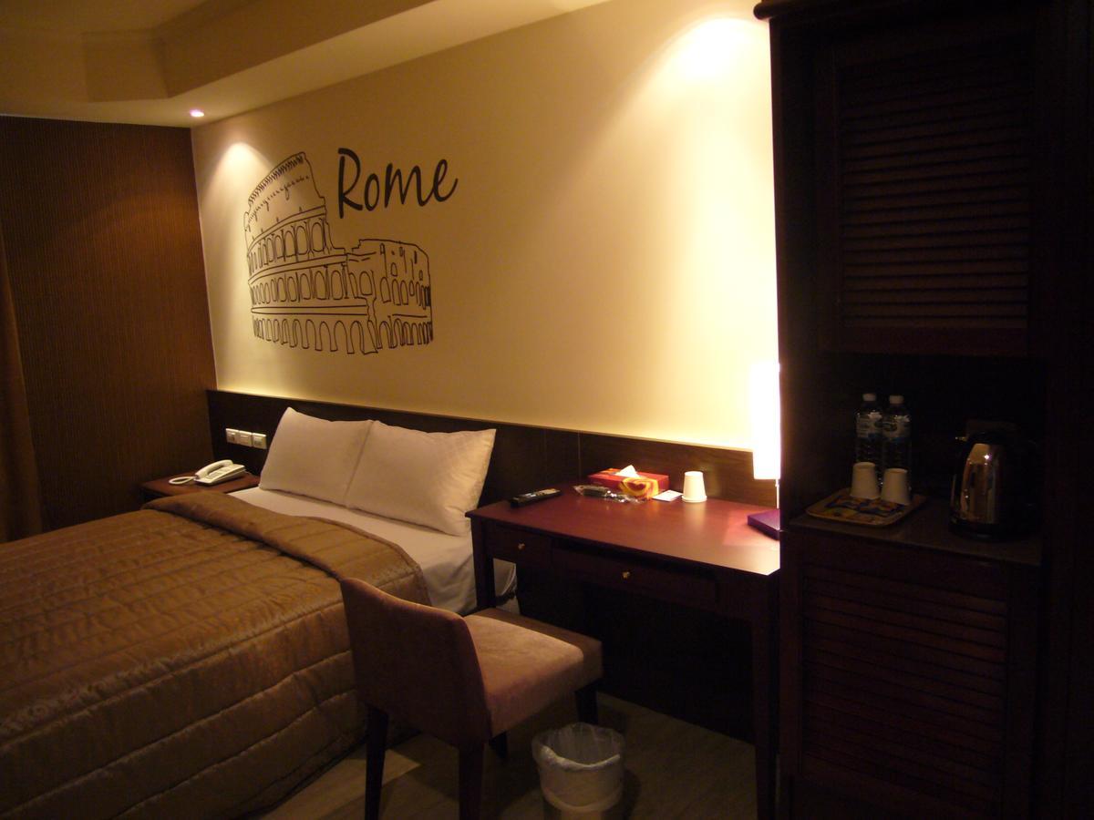 Windmill Fashion Hotel Kaohsiung Exterior photo